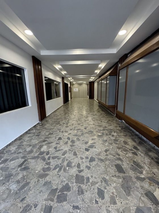 Locales comerciales alquiler El Millon 27 de Febrero Santo Domingo