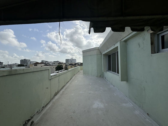 Locales comerciales alquiler El Millon 27 de Febrero Santo Domingo