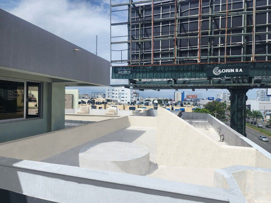 Locales comerciales alquiler El Millon 27 de Febrero Santo Domingo