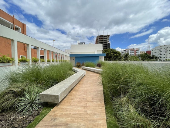 Locales comerciales alquiler Vista 311 Bella Vista, Santo Domingo