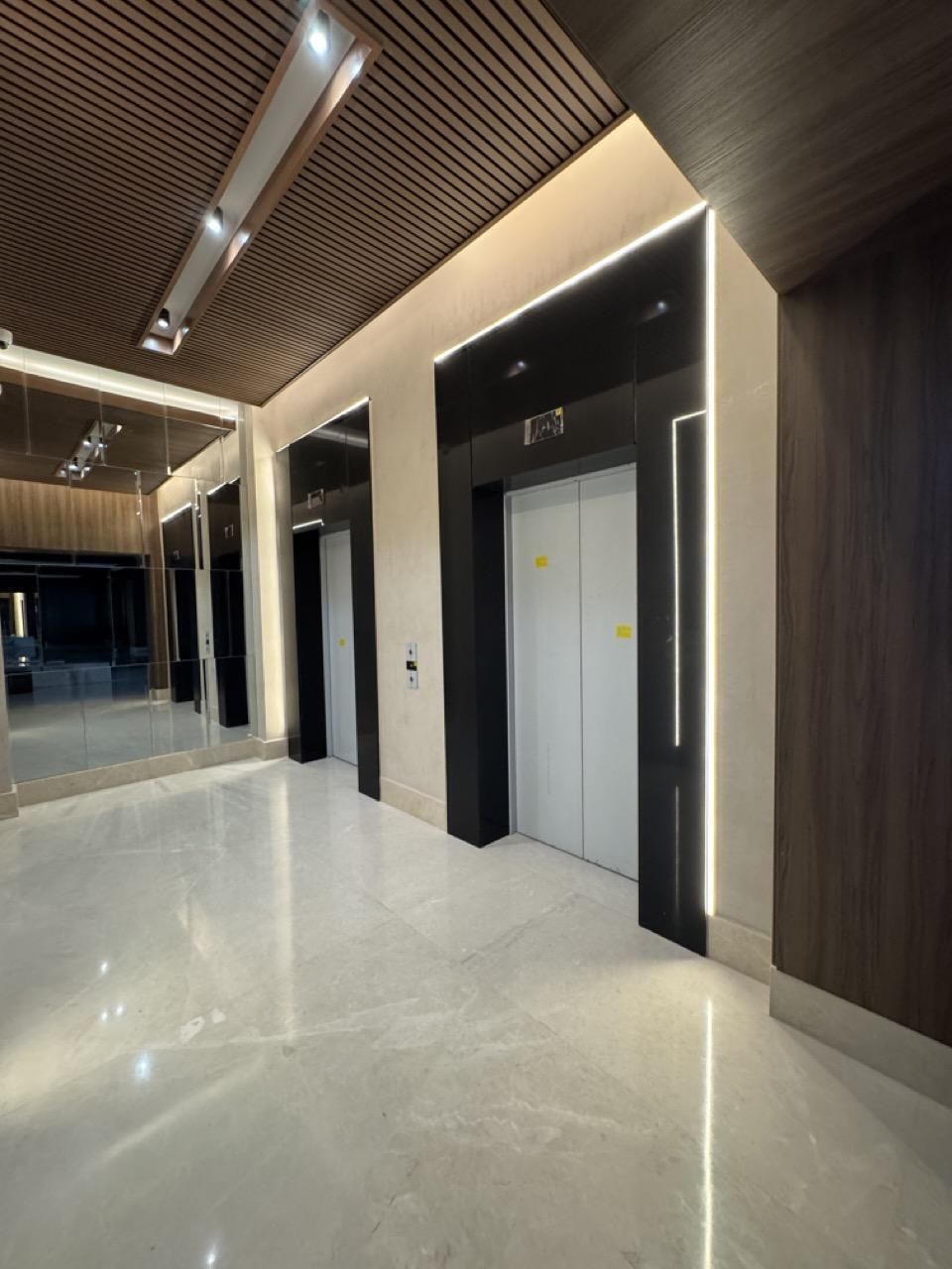 Oficina alquiler Piantini Villa Palmera Santo Domingo 907B