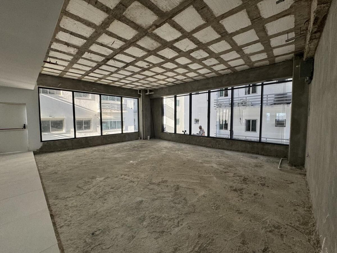 Oficina alquiler Piantini Villa Palmera Santo Domingo 907B