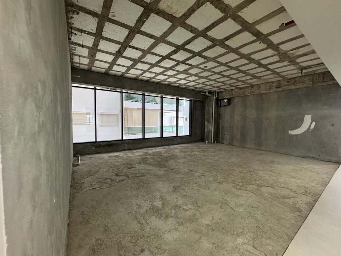 Oficina alquiler Piantini Villa Palmera Santo Domingo 907B