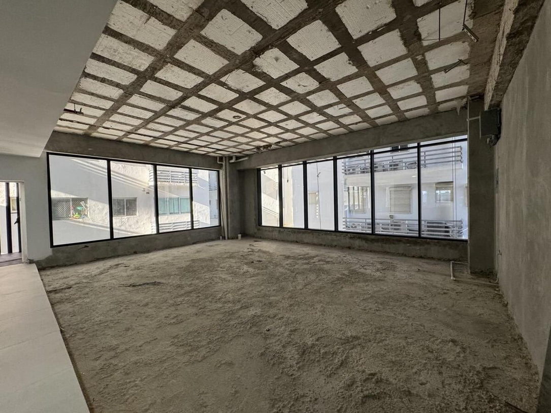 Oficina alquiler Piantini Villa Palmera Santo Domingo 907B