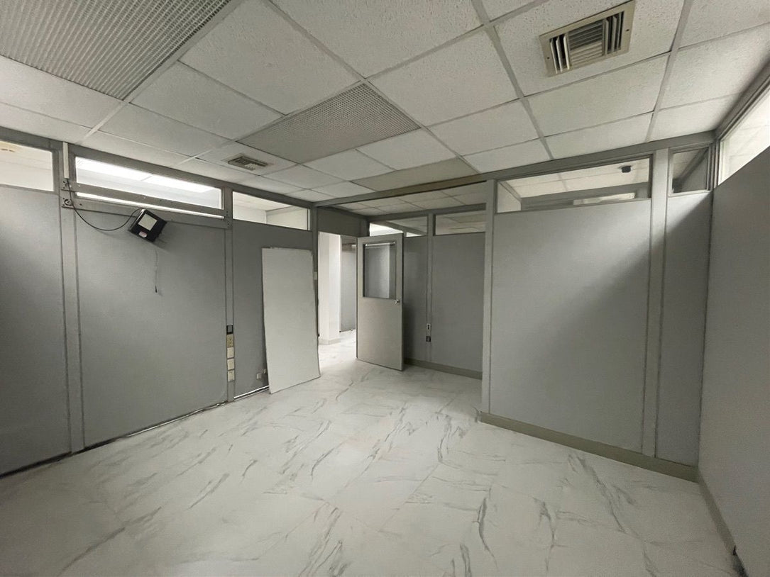 Oficina alquiler Reyna 1 La Esperilla, Santo Domingo