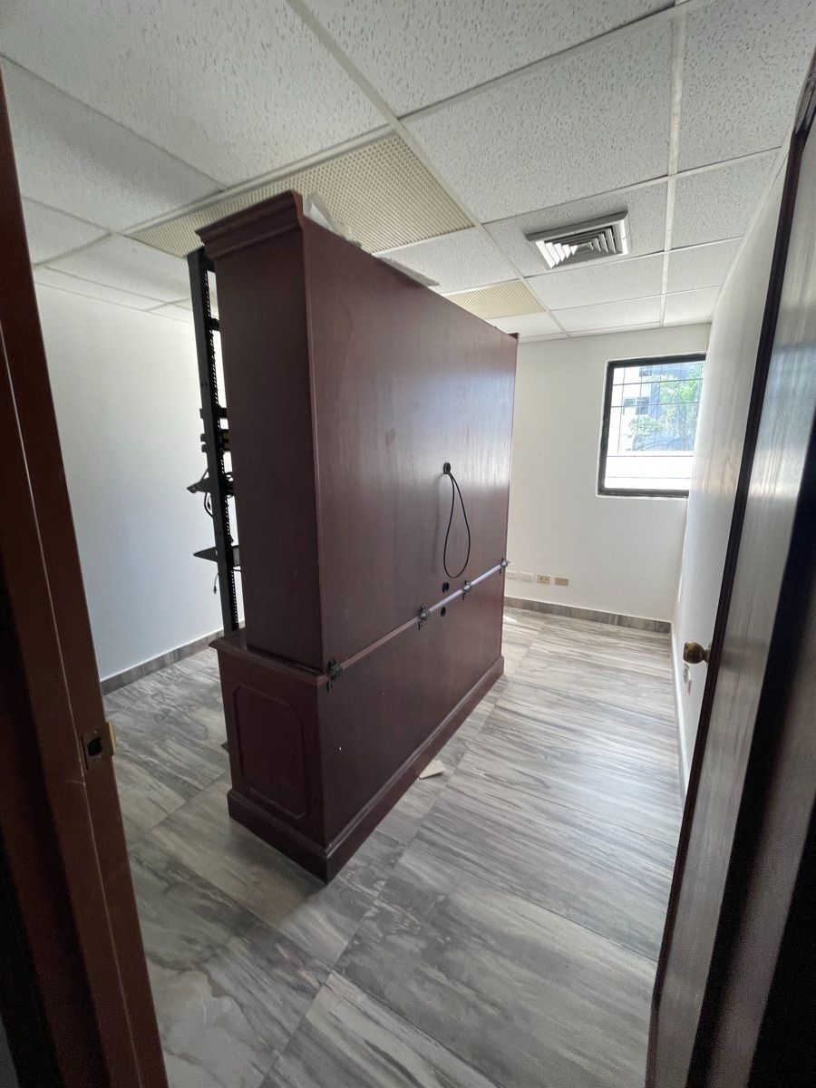 Oficina alquiler Reyna 1 La Esperilla, Santo Domingo