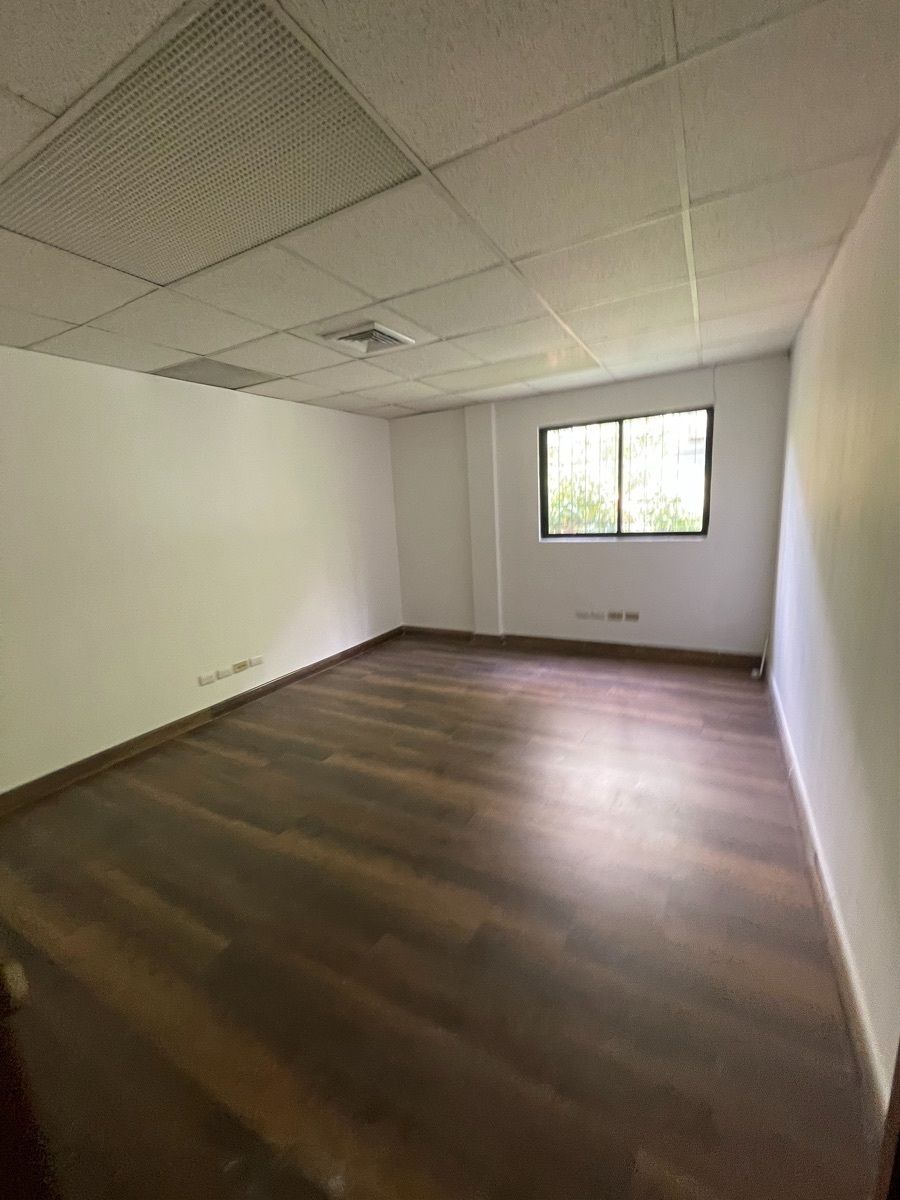 Oficina alquiler Reyna 1 La Esperilla, Santo Domingo