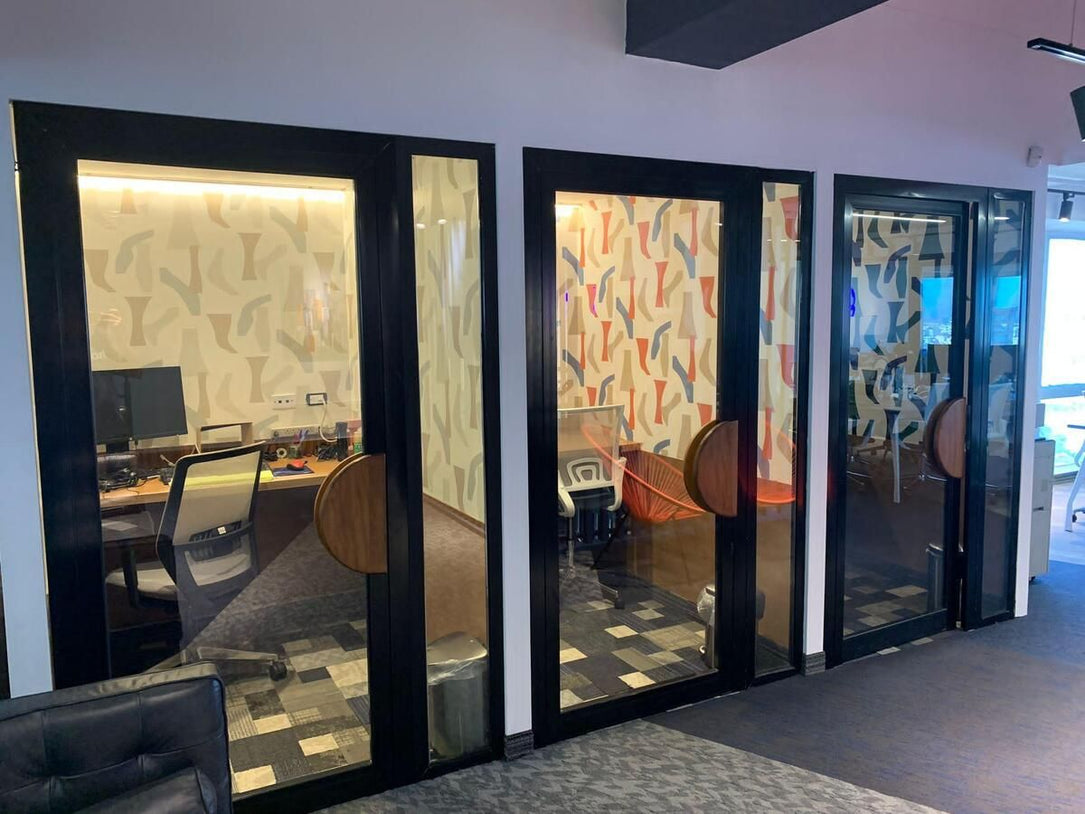 Oficina alquiler 710 m2 Torre Friusa, La Esperilla, Santo Domingo