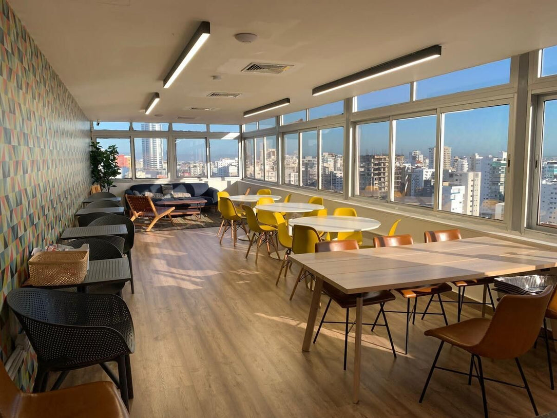 Oficina alquiler 710 m2 Torre Friusa, La Esperilla, Santo Domingo
