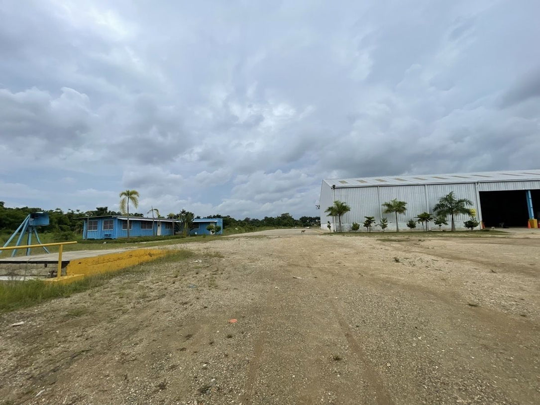 Nave Industrial sobre 68,000 m² de Terreno en Venta | El Higüero, Santo Domingo Norte