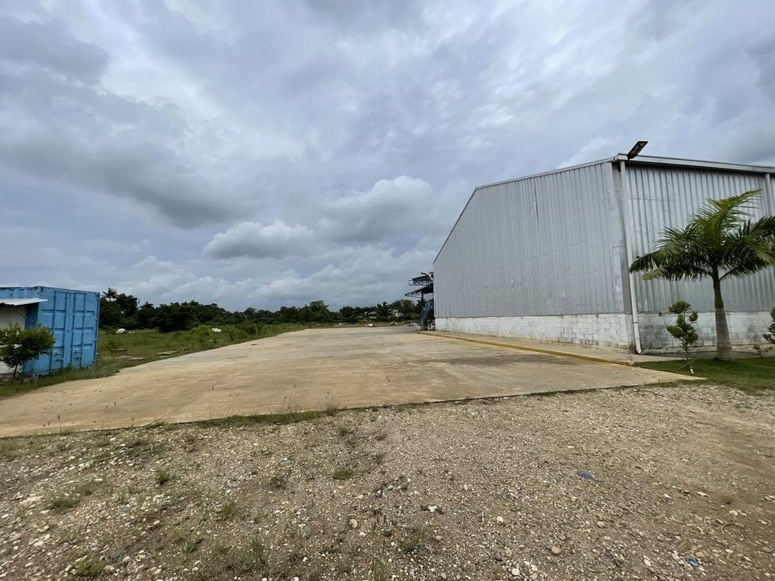 Nave Industrial sobre 68,000 m² de Terreno en Venta | El Higüero, Santo Domingo Norte