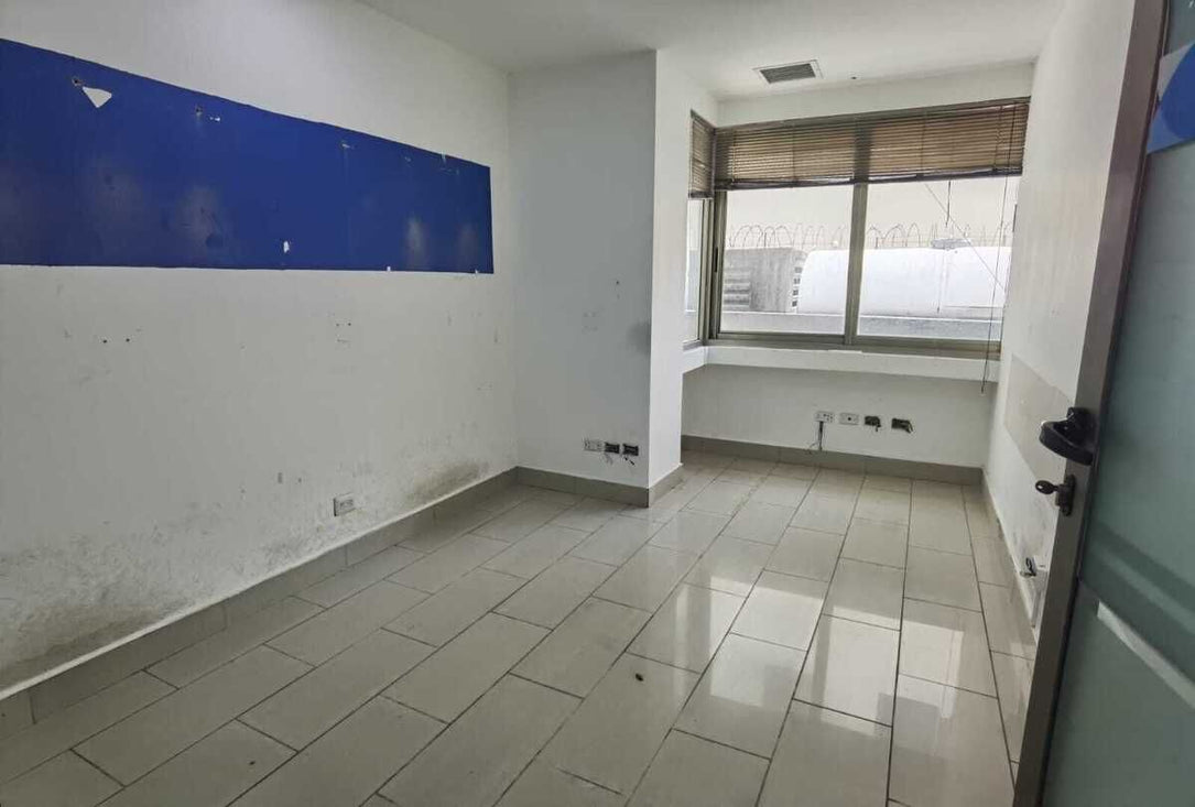 Edificio oficinas alquiler Piantini, Santo Domingo