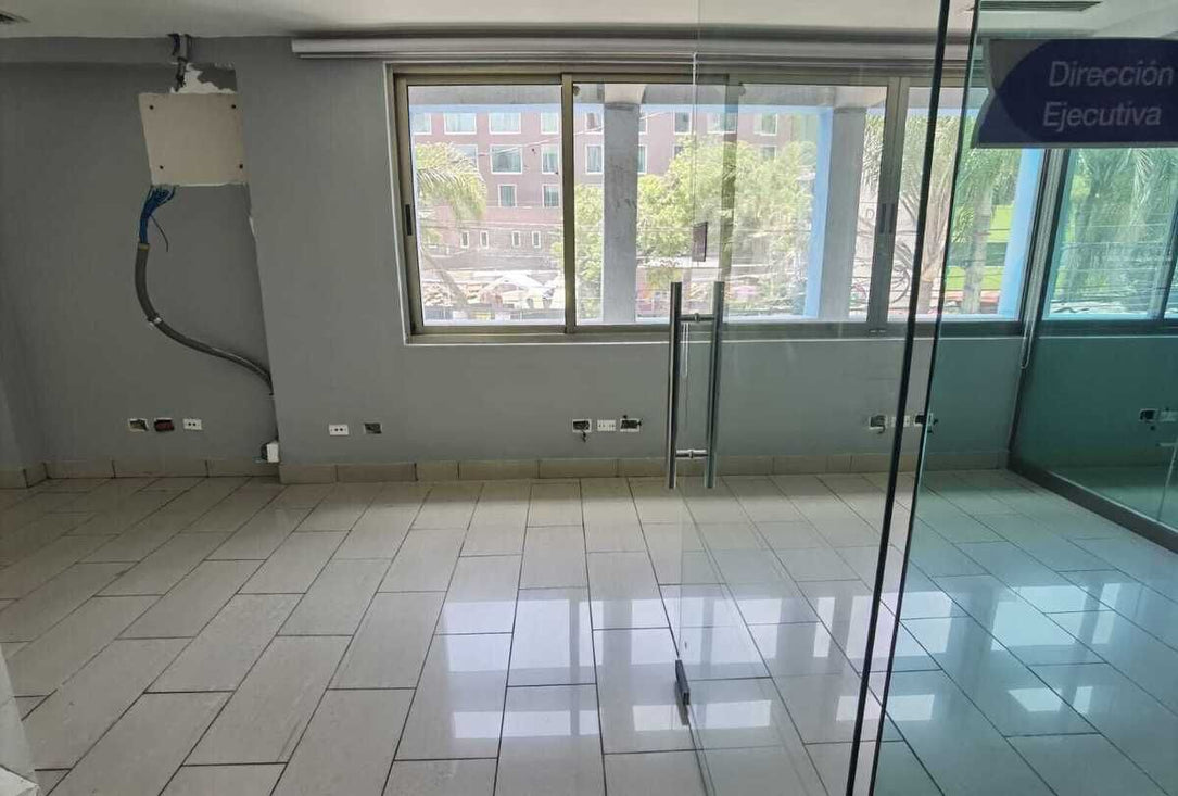 Edificio oficinas alquiler Piantini, Santo Domingo