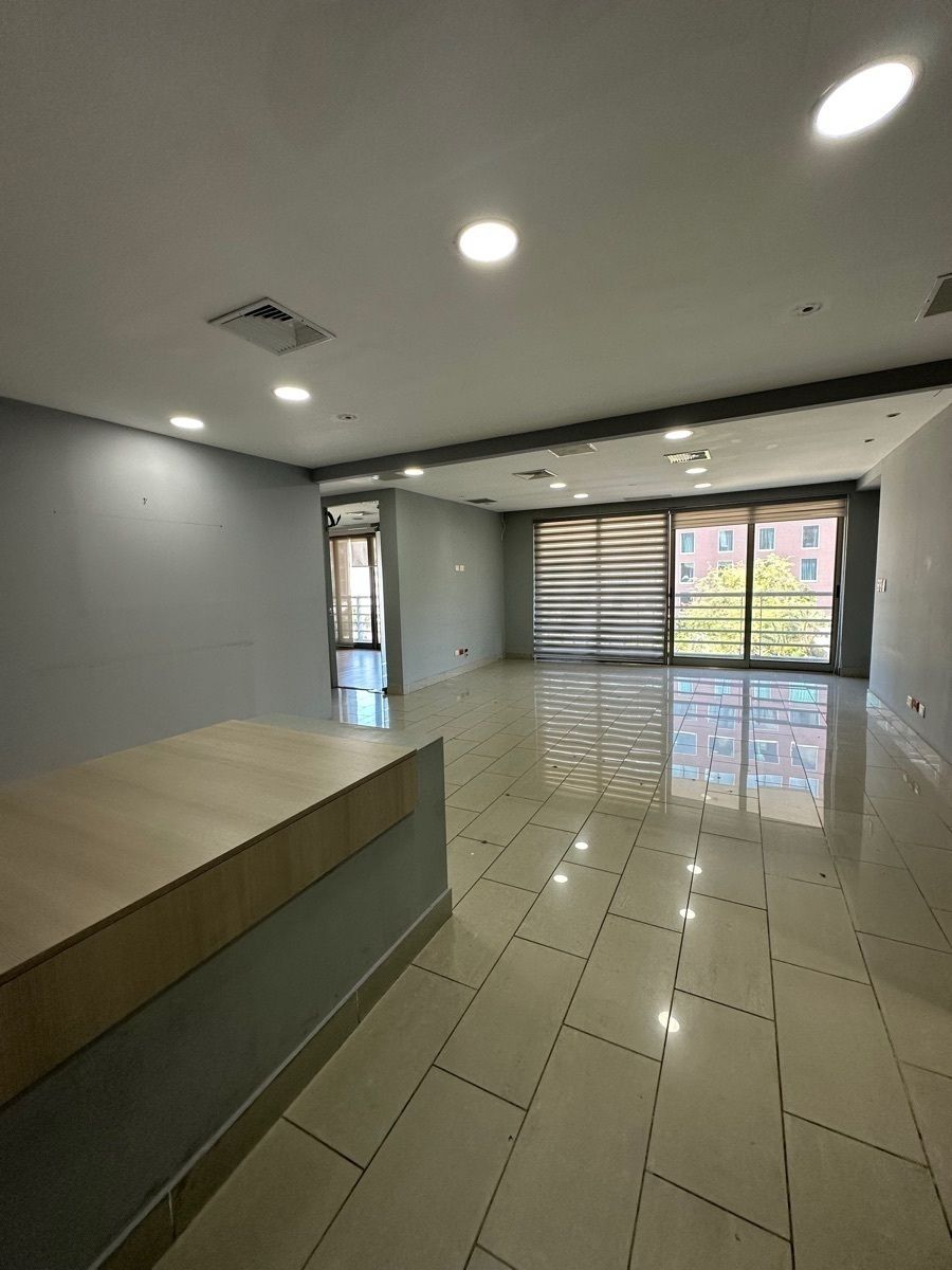 Edificio oficinas alquiler Piantini, Santo Domingo