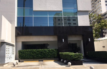 Edificio Corporativo en Venta o Alquiler | 6,100 m² | Piantini, Santo Domingo-9