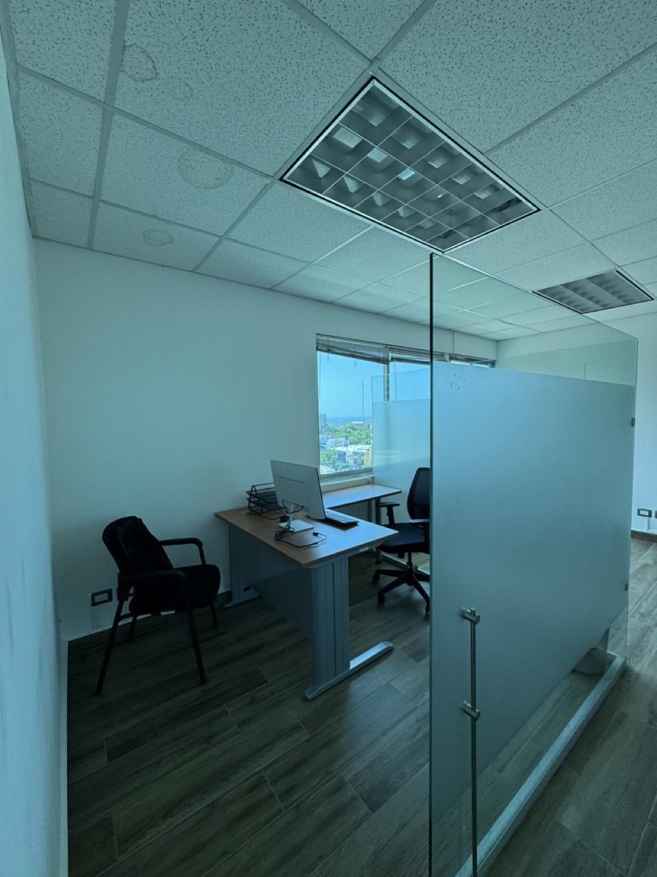 Oficina alquiler La Esperilla Santo Domingo