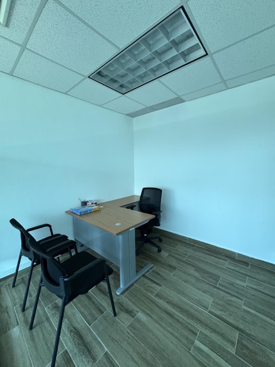 Oficina alquiler La Esperilla Santo Domingo