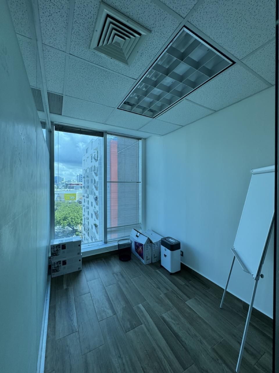 Oficina alquiler La Esperilla Santo Domingo