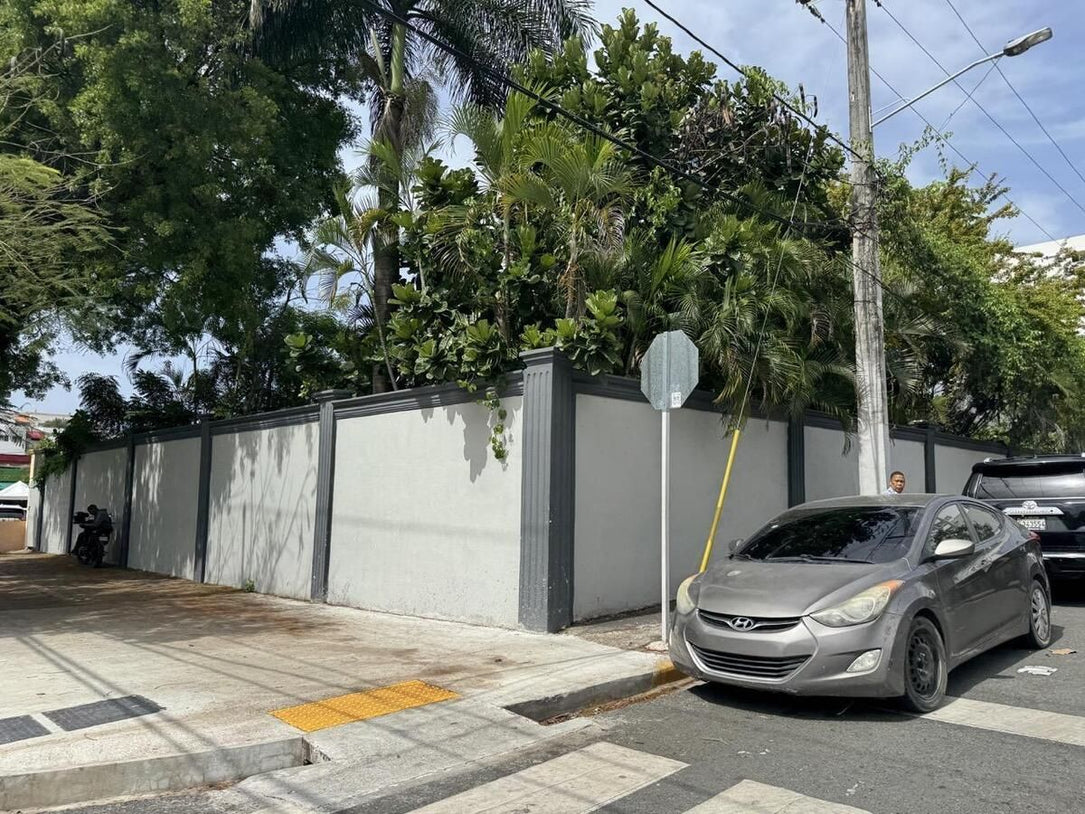 Terreno venta La Esperilla Maximo Gomez Santo Domingo