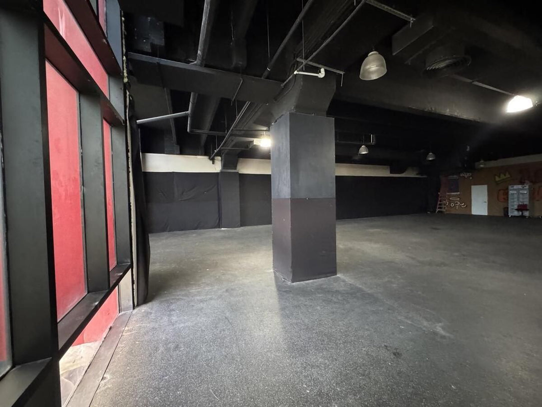 Locales Comerciales u Oficina / Call Center Venta y Alquiler – 2,443 m2 Piantini