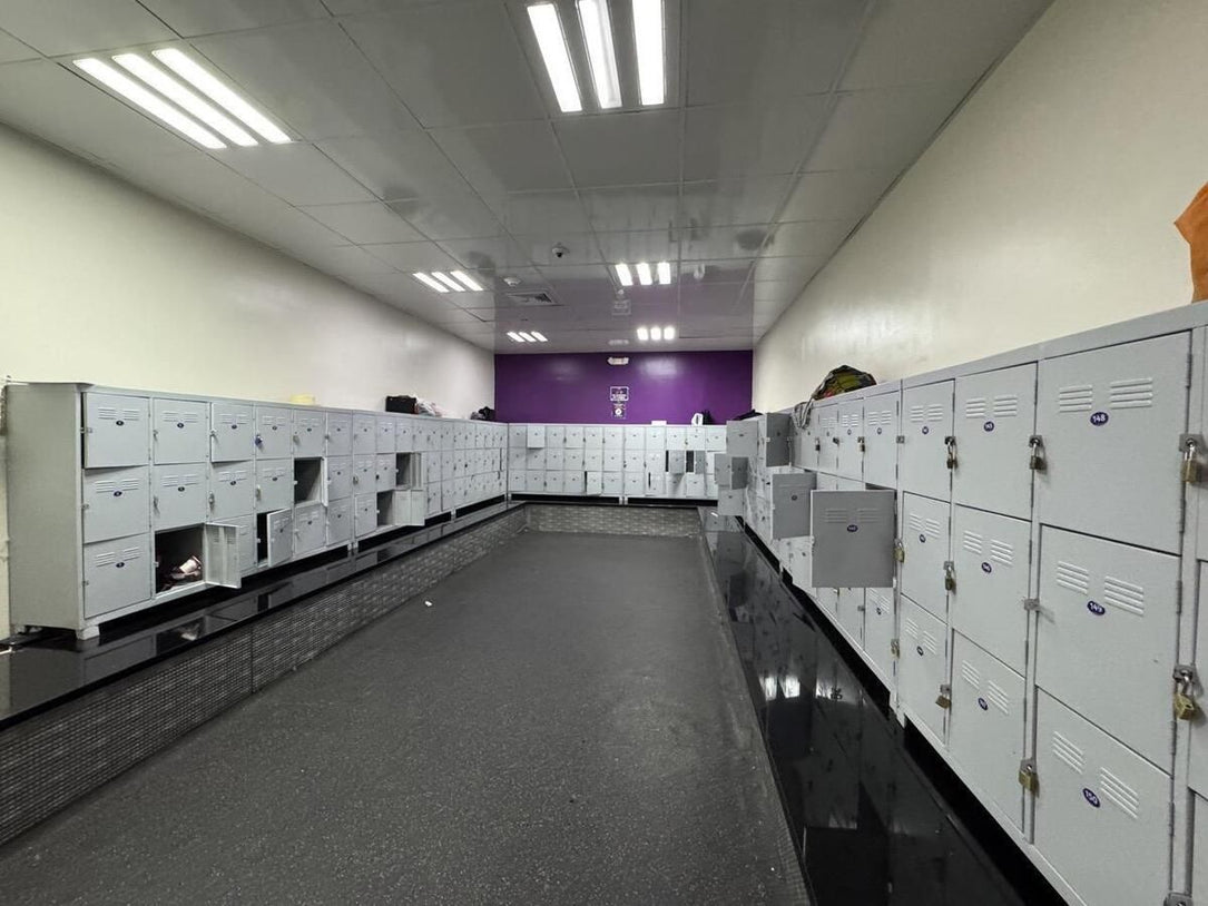 Locales Comerciales u Oficina / Call Center Venta y Alquiler – 2,443 m2 Piantini