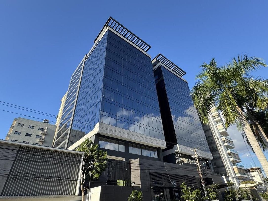 Oficina alquiler Piantini Villa Palmera Santo Domingo 908B