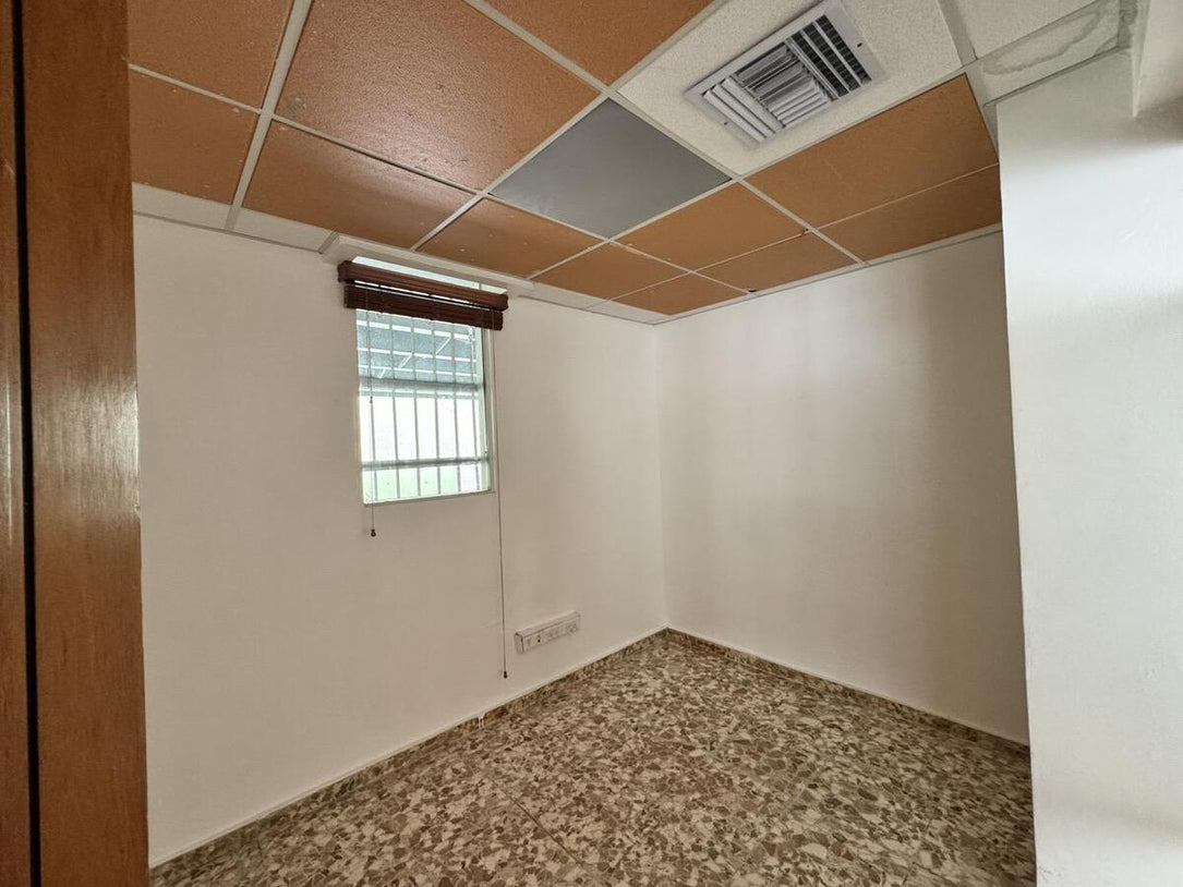 Edificio oficinas alquiler Bella Vista Santo Domingo