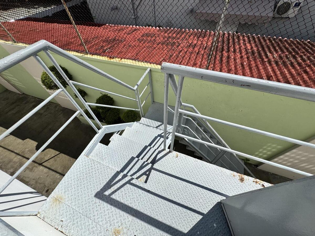 Edificio oficinas alquiler Bella Vista Santo Domingo