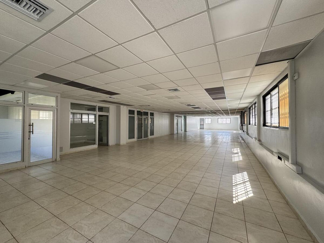 Edificio oficinas alquiler Bella Vista Santo Domingo