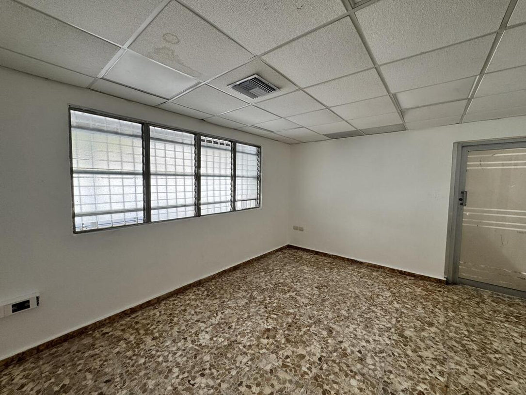 Edificio oficinas alquiler Bella Vista Santo Domingo