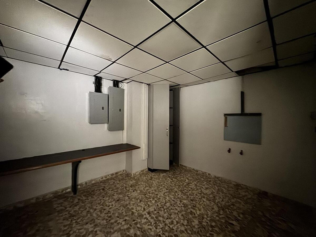 Edificio oficinas alquiler Bella Vista Santo Domingo