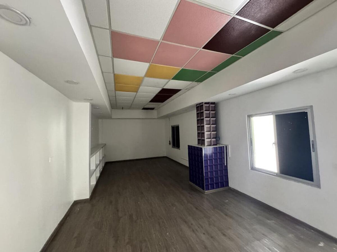 Edificio oficinas alquiler Bella Vista Santo Domingo