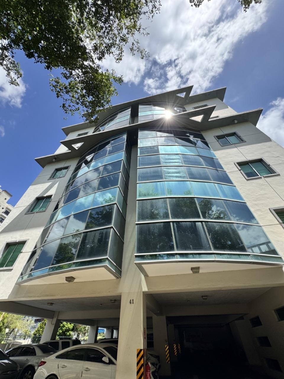 Oficinas Plug & Play para Call Center en Alquiler | Hasta 1,464 m² | Instalación Corporativa de Servicios Compartidos