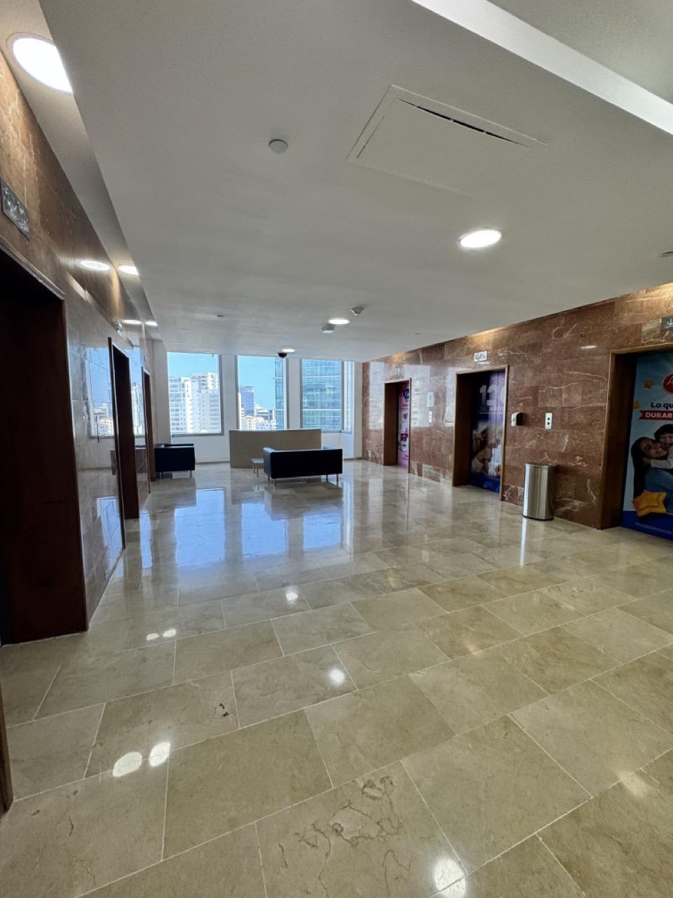 Oficina corporativa alquiler Piantini Acropolis Santo Domingo
