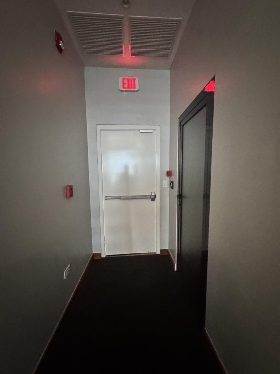 Oficina corporativa alquiler Piantini Acropolis Santo Domingo