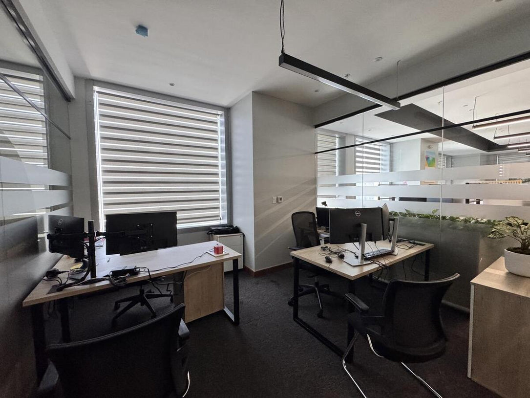 Oficina corporativa alquiler Piantini Acropolis Santo Domingo