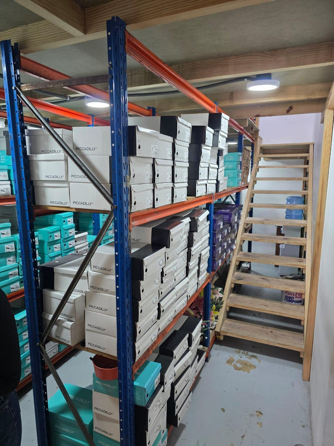 Locales Comerciales en Alquiler – 164 m² | San Juan Shopping Center | Punta Cana