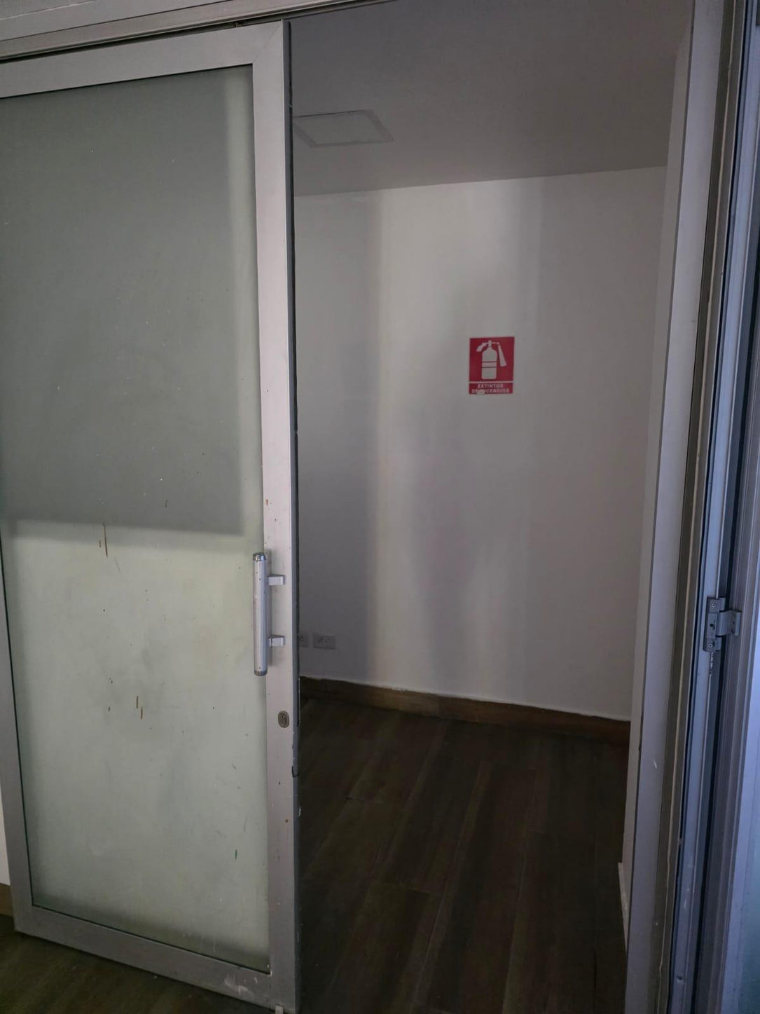 Locales Comerciales en Alquiler – 164 m² | San Juan Shopping Center | Punta Cana