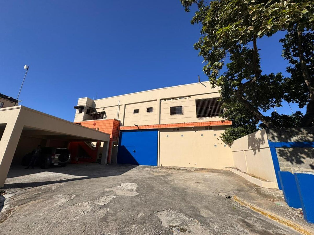 Terreno industrial oficinas venta alquiler Aut. Duarte, Santo Domingo