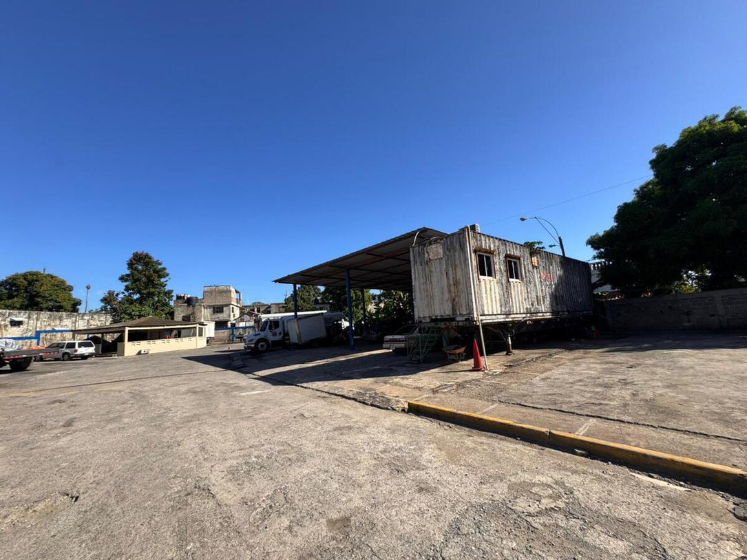 Terreno industrial oficinas venta alquiler Aut. Duarte, Santo Domingo