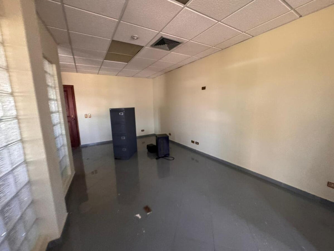 Terreno industrial oficinas venta alquiler Aut. Duarte, Santo Domingo