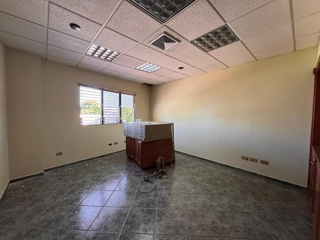 Terreno industrial oficinas venta alquiler Aut. Duarte, Santo Domingo