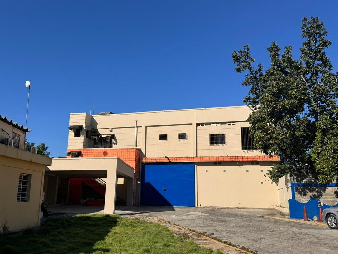 Terreno industrial oficinas venta alquiler Aut. Duarte, Santo Domingo