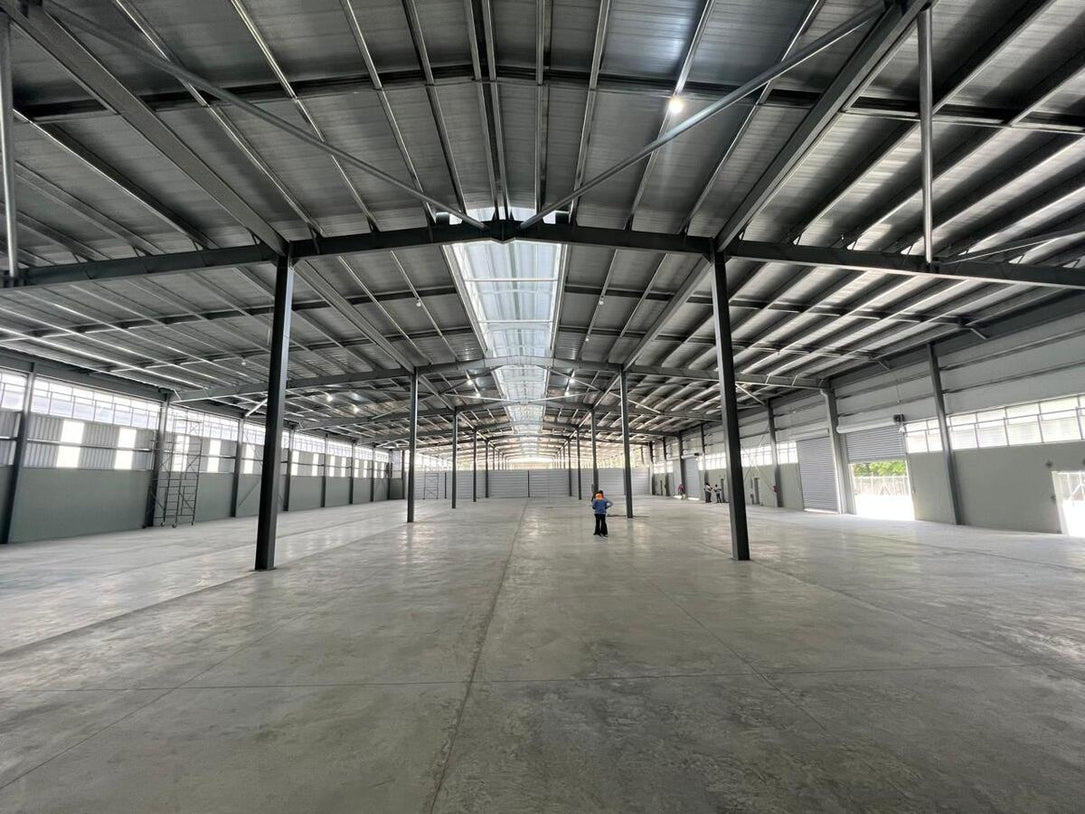 Nave industrial alquiler Aut. Duarte KM 18 Santo Domingo