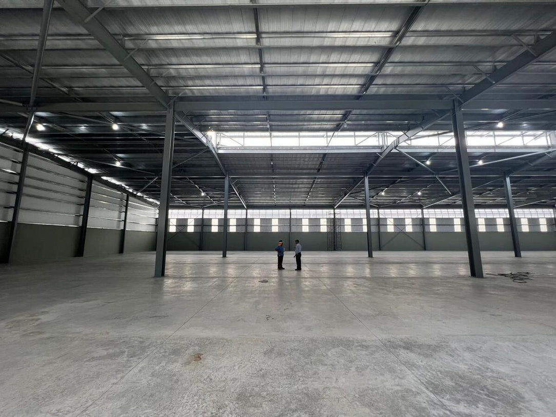 Nave industrial alquiler Aut. Duarte KM 18 Santo Domingo