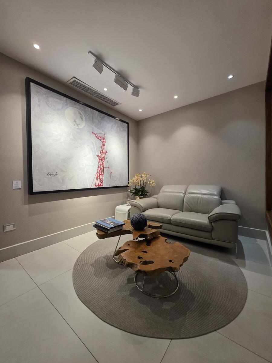 Oficina Corporativa Amueblada en Alquiler  y Venta – 235 m² | Torre Fórum, Santo Domingo