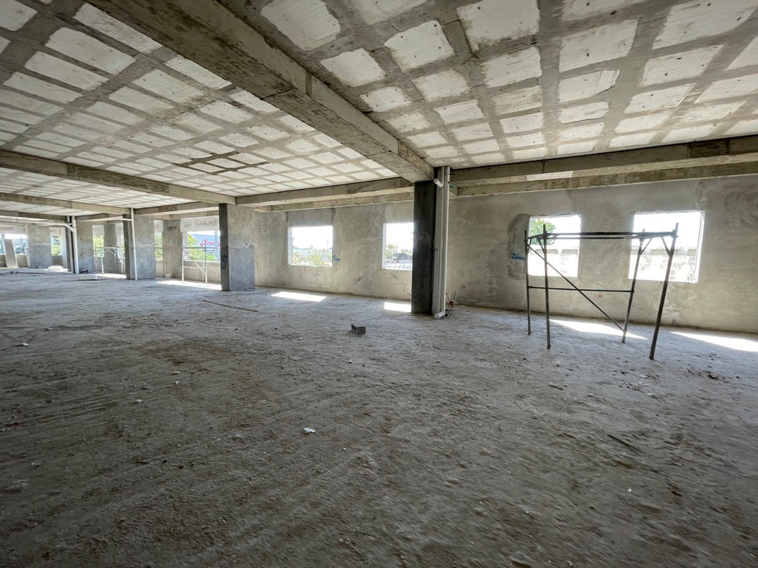 Locales Comerciales en Alquiler | Primer Nivel | Ezalia Office Lofts | Av. JFK