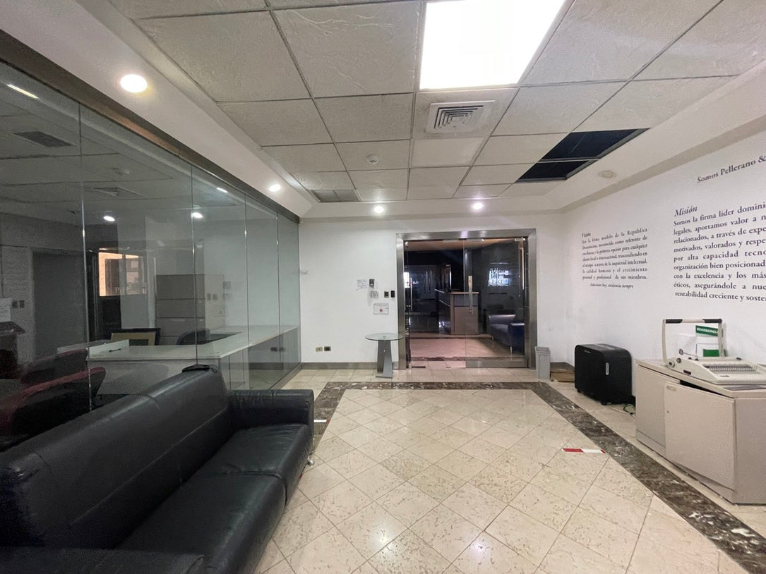 Alquiler oficinas JFK Miraflores Santo Domingo