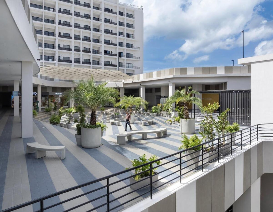 Locales comerciales alquiler 1er piso Paseo 27, Santo Domingo Oeste