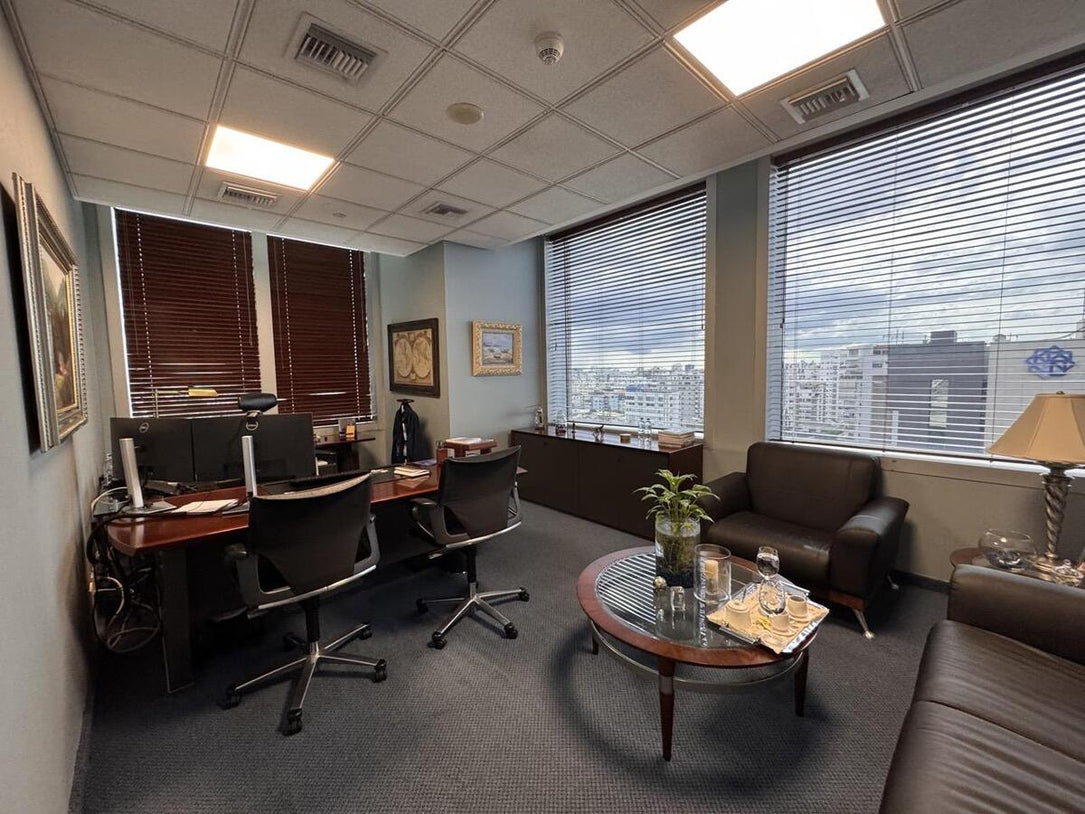 Oficina Corporativa Clase AAA 1,582 m²  Alquiler o Venta | Piantini – Acrópolis, Santo Domingo